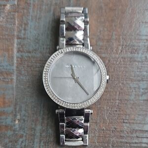 Womens Michael Kors Mother Of Pearl MK6424 Silver Watch 39mm